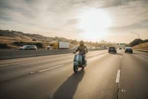 Scooter 125 : autoroute, règles et conseils de conduite
